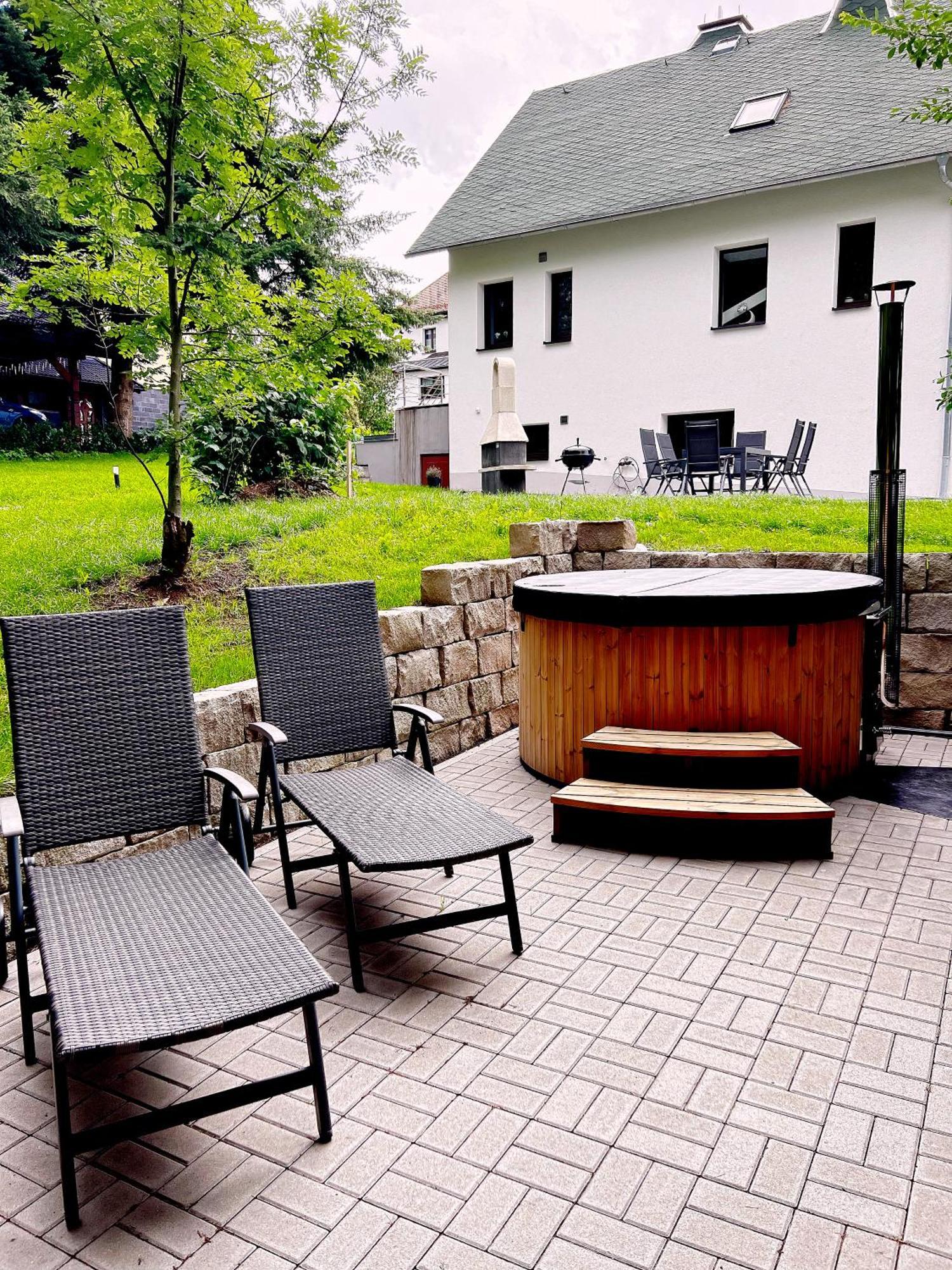 Wellness Am Morgengau Mit Whirlpool Und Sauna Rotterode Exterior foto
